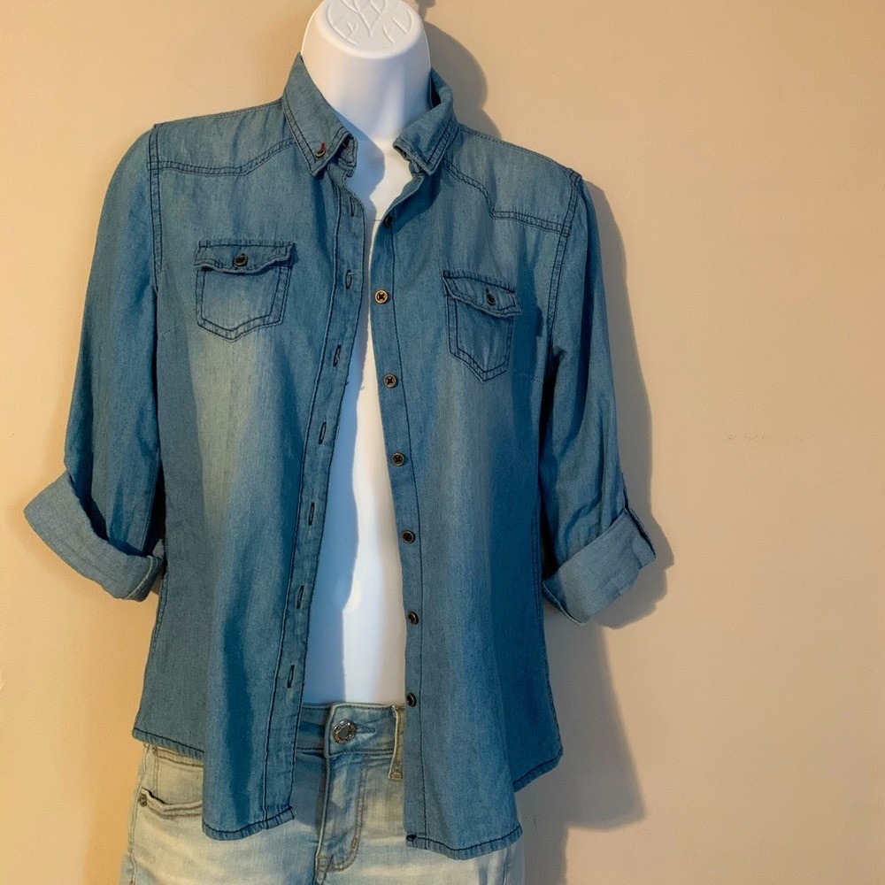 New! Denim button down shirt with great details - NWOT